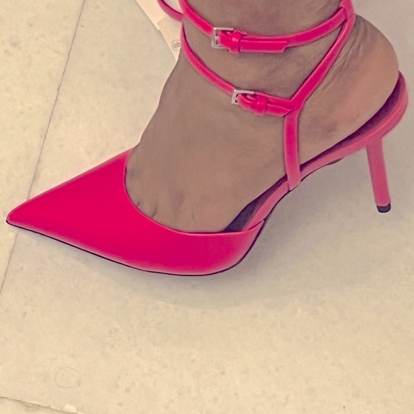 NWT Zara designed pink shoes with ankle strap with matching handbag . - Picture 10 of 13